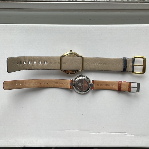 Bundle of 2 Leather Watches - Black & Gold March by Marc Jacobs & Brown Skagen - Picture 7 of 10